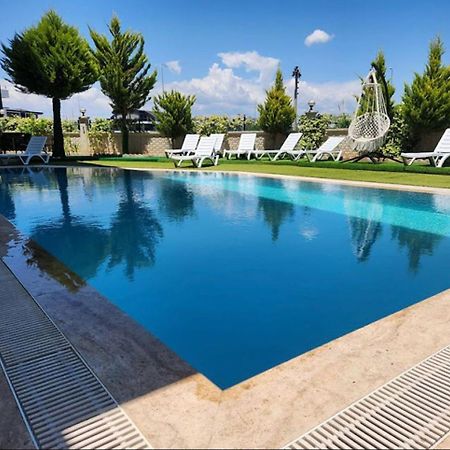 Gardenya Lara Suit Hotel Antalya Zewnętrze zdjęcie