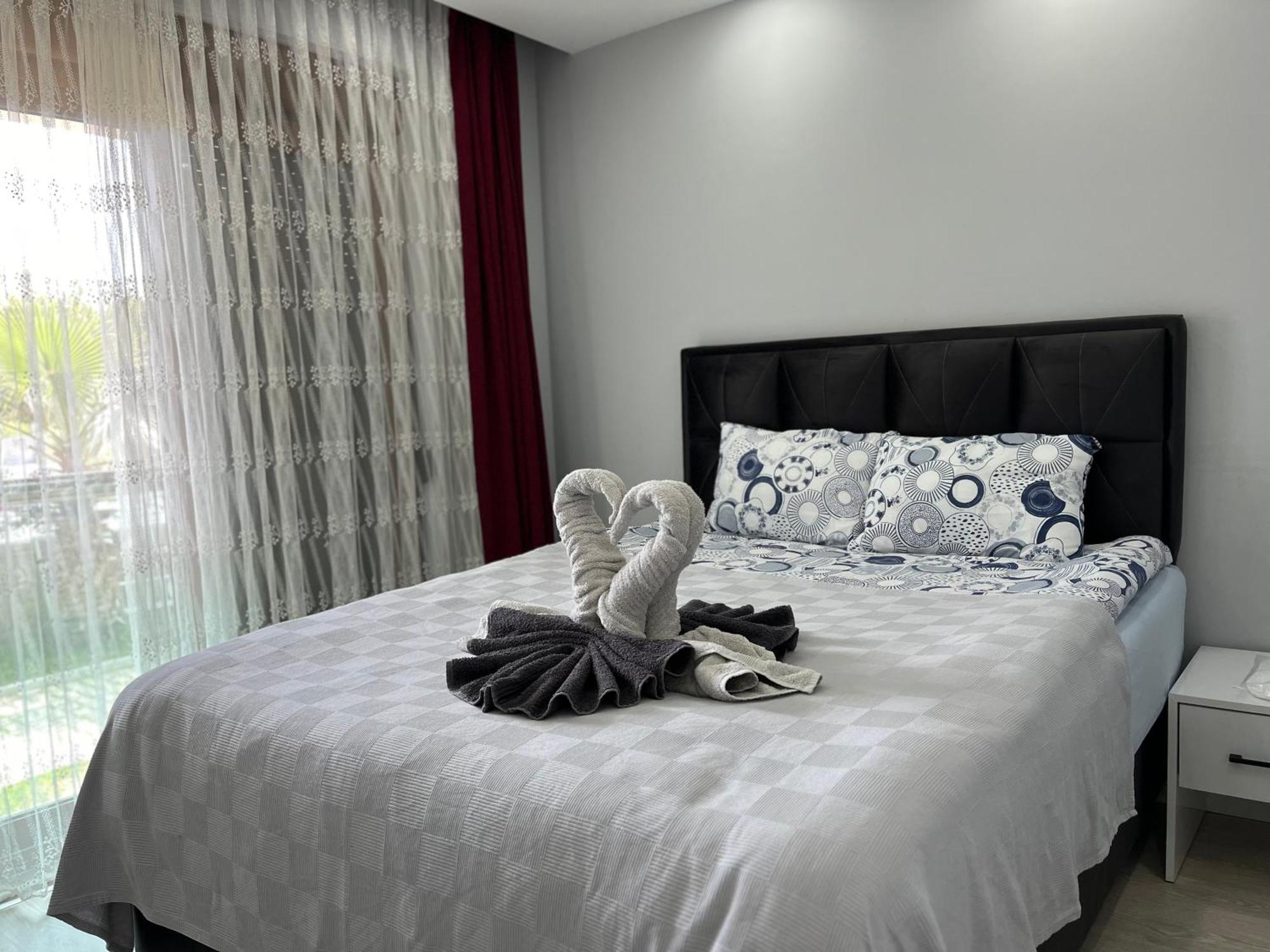 Gardenya Lara Suit Hotel Antalya Zewnętrze zdjęcie