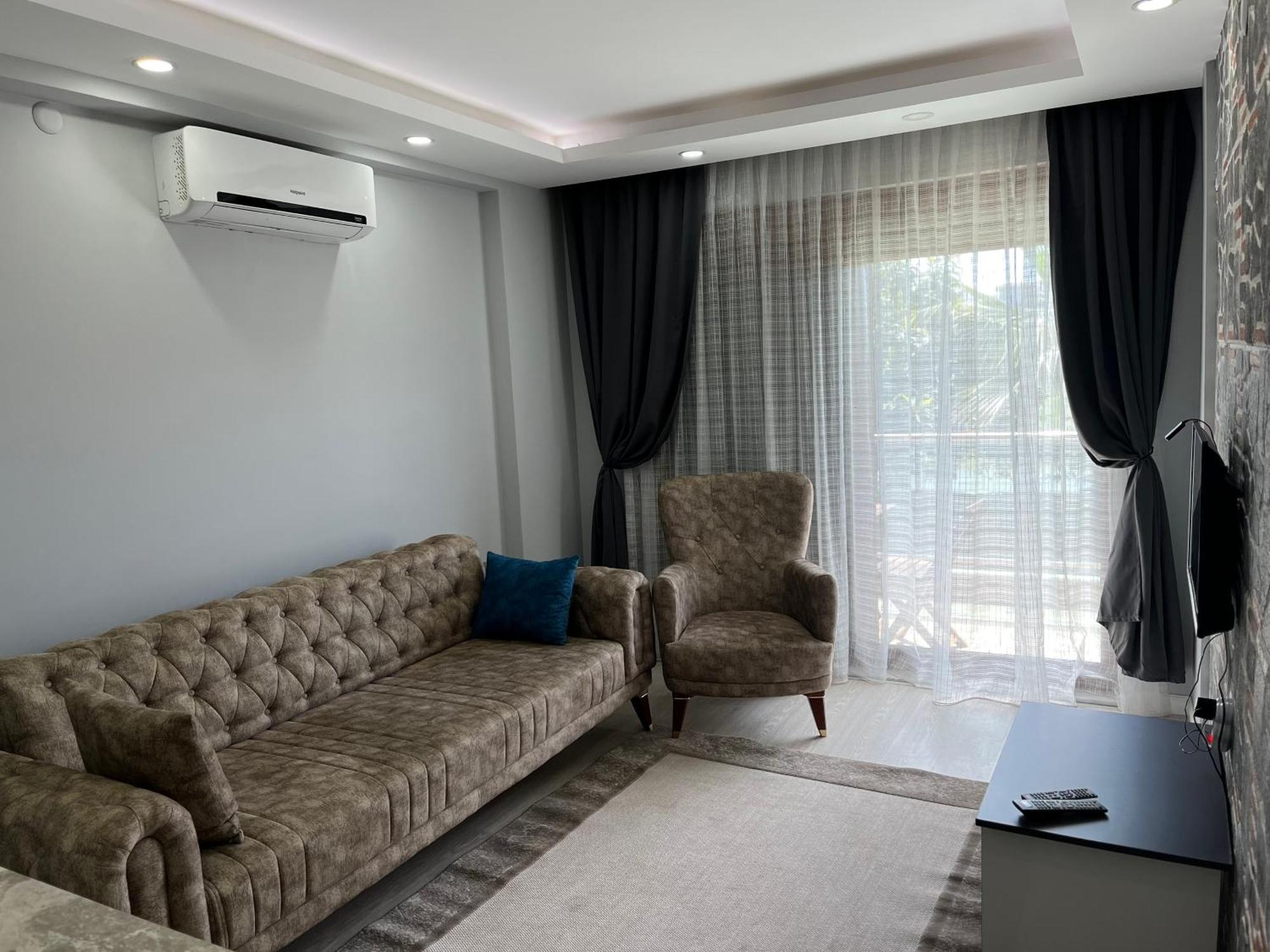 Gardenya Lara Suit Hotel Antalya Zewnętrze zdjęcie
